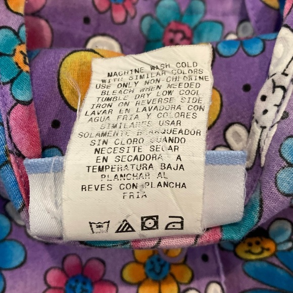 SB Smiley Floral Bees Small Purple Snap Nurse Medical Uniform Scrubs Top - Picture 9 of 11